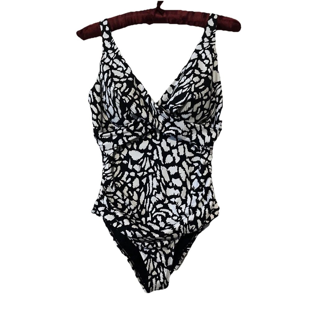 Bal Harbour Women's One Piece Swimsuit Black White Tummy Control Sz 8 New W/Tag - Picture 3 of 8